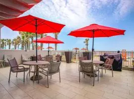 Beach House Inn - Beach Access Open