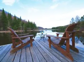 Lakefront luxury with hot tub, private dock with boating, fast unlimited wifi
