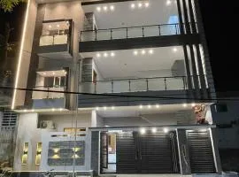 Brand New Luxuries and Cozy Beautiful Home in Gulshan-e-Maymar, Karachi