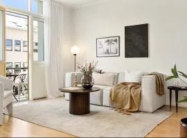 Experience Oslo from its very center