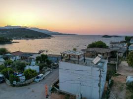 Sunset Bay Deluxe Villa, căsuță din Ksamil