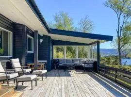 Nice Home In Ørsta With Sauna