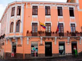 Hostal JUANA DE ARCO