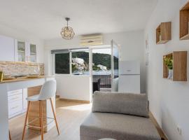 Apartment DuDo, hotel v destinaci Blace