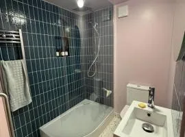 East Dulwich - double room with en suite