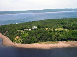 Still Point Lodge, cabin in Deep Brook