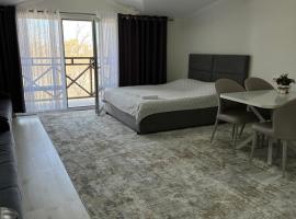 Asanova House, ξενοδοχείο σε Koshkolʼ