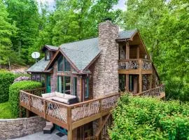 A Hikers Dream - 34 Acres Hot Tub Views Trails