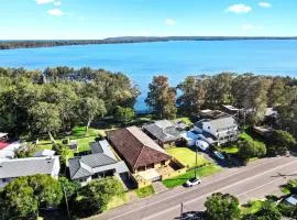 Budgewoi Waterfront Haven