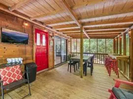 Outdoor Paradise on the Creek - Jacuzzi - Stocked