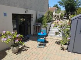 Logement Maison jardin est parking