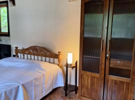 Cozy Scenic Farmhouse Retreat, ξενοδοχείο σε Μπανγκαλόρ