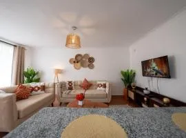Arabella Ember - Fully Equipped Boho-Chic Apartment in Karen