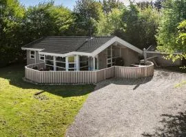 Gorgeous Home In Juelsminde With Sauna