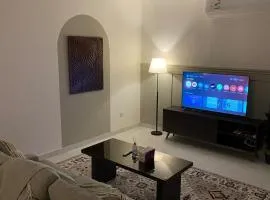 استديو واسع بمطبخ قرب المطار دخ ول ذاتي