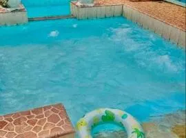 Vila Princess,Sentul 4bedroom dan Tenda Camping,Private pool, Tenis meja, mini billiard, Karaoke, Ayunan,BBQ, 08satu3 80satu6 4satu5satu