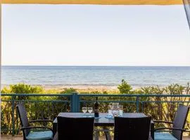 Agrilos Seafront Serenity - Waterfront Oasis