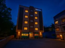 FabHotel Prime Esta Inn - Nr Twin Tower, Viman Nagar