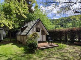 Camping de la Vall&eacute;e du Doux, glampingplass i Boucieu-Le-Roi