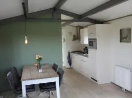 4 Persoons chalet met airco op familiecamping De Weeltenkamp