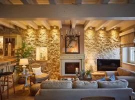 Village House Lianelia Luxury