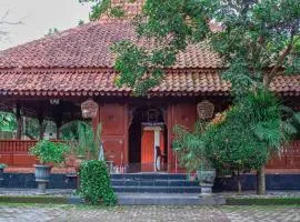 Omah Tentrem Syariah Guest House