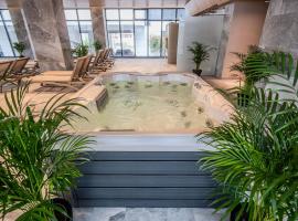 Beatrice Apartment in Odyssey Pool & Spa-parking, Hotel in Mamaia