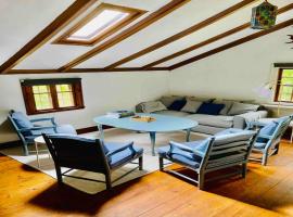 Cottage for rent in Urshult, hotel v destinaci Urshult