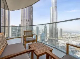 Maison Privee - Sky-High Elegance with Unrivaled Burj Khalifa Views