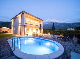 Villa KUKYS -Private Pool & Luxury Oasis, hotel v destinaci Mostar
