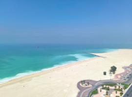 Sunset Ajman Beach - kids friendly, hotel s jacuzzi v destinaci Adžmán