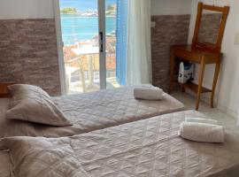 Hotel Antonios, Cama e caf&eacute; (B&B) em Pythagoreio