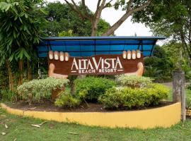 AltaVista Beach Resort Samal powered by Cocotel, hotel en Magamomo