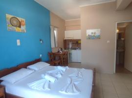 giorgos room 4, hotel v destinaci Nomikianá