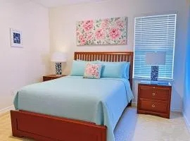 Spacious King, Queen Rooms in Luxury Villa-Pool-SPA-Disney-WiFi-Smart TV