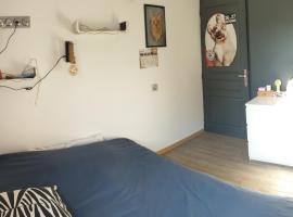 La maison autour du figuier: Aramon şehrinde bir otel