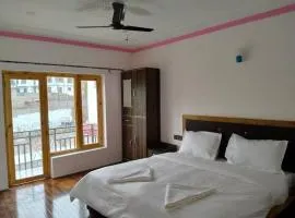 Two Flower Guest House