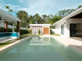 Samui Paradise Poolside Villa by Sea N' Rent