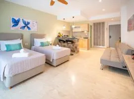 Studio with Balcony - 3 min Walk to Beach - Diamond 3