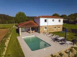 Reverence Villas Carballal