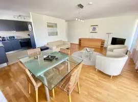 178 Good location spacious and free parking included