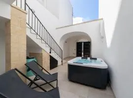 Nara Apartments 2 - Private Jacuzzi