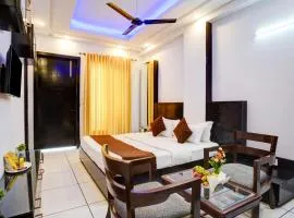 Hotel White House - Vasundhara