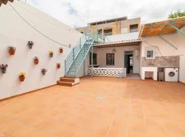 Global Properties, Les Villetes - Magdalena