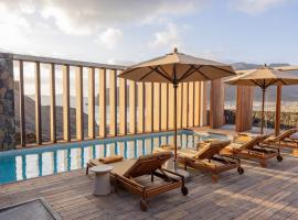 Sea view villa - Private Pool, hotel v destinaci Mindelo