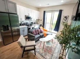 1Bed&1Bath KingBed,WIFI,WD,Central