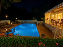 Danai's Secluded Paradise - Azure Coastal Dreams