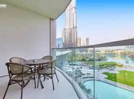 bnbme - Luxury Downtown Dubai Apt Burj Khalifa Fountain Views Pool Gym Parking
