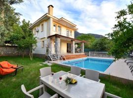 villa almond, hotel v destinaci Oludeniz