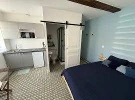 Studio équipé privé et cosy